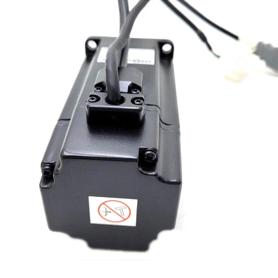 Omron R88M-W40030T Servo Motor for Motion Control Systems