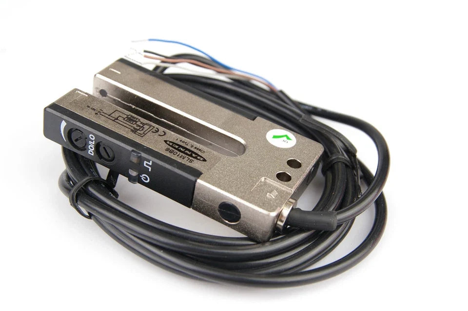 SLM10B6 | Banner SLM Slot Sensor, 10 mm Gap, 10–30 VDC