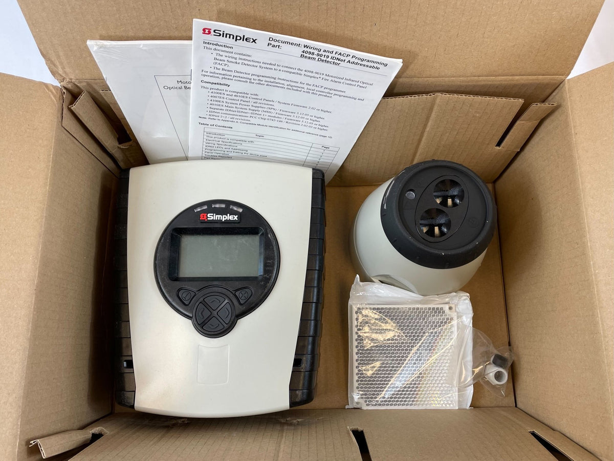 Simplex 4098-9019 Addressable Reflective Beam Smoke Detector with Auto-Align Infrared Technology