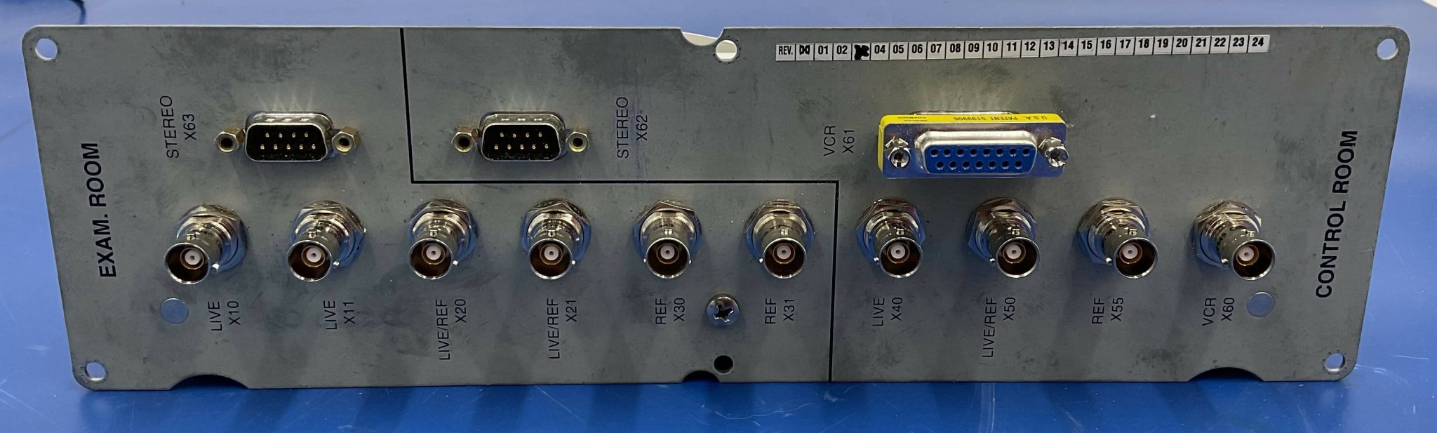 VIDEO SIGNAL DISTRIBUTOR (5246785/5246769) SIEMENS